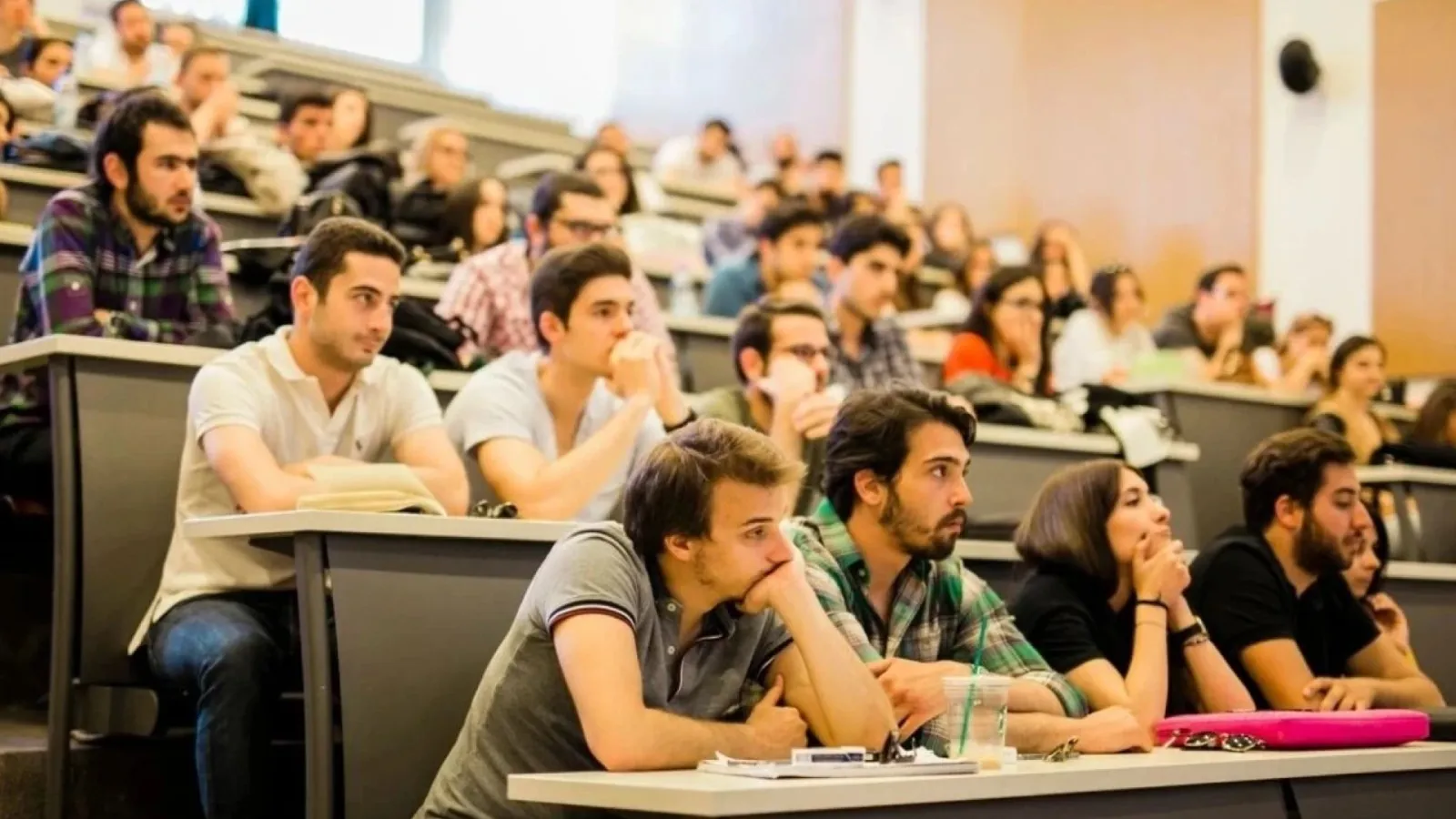 “Eğitim şart” devrinin sonu: “Üniversite zaman kaybı”