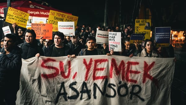 Ege Üniversitesi’nde barınma krizi: "Ölmeye değil, okumaya geldik"