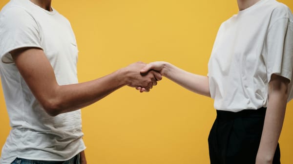 Sosyal anksiyete ile networking rehberi